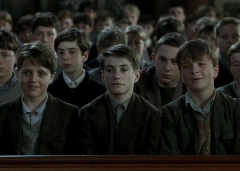 #53. The Long Day Closes (1992)